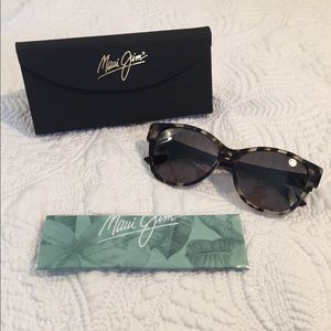 Maui Jim Cat eye Sunglasses *New*